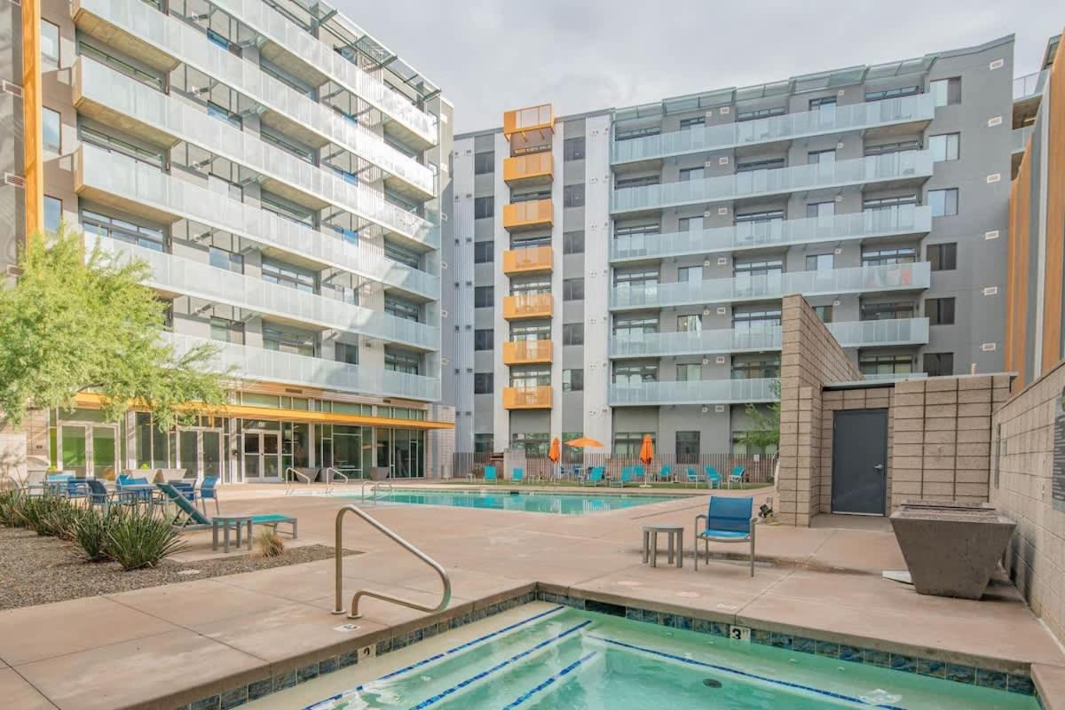 Appartamento Adorable 1bd - Downtown - Gym, Pool, Parking