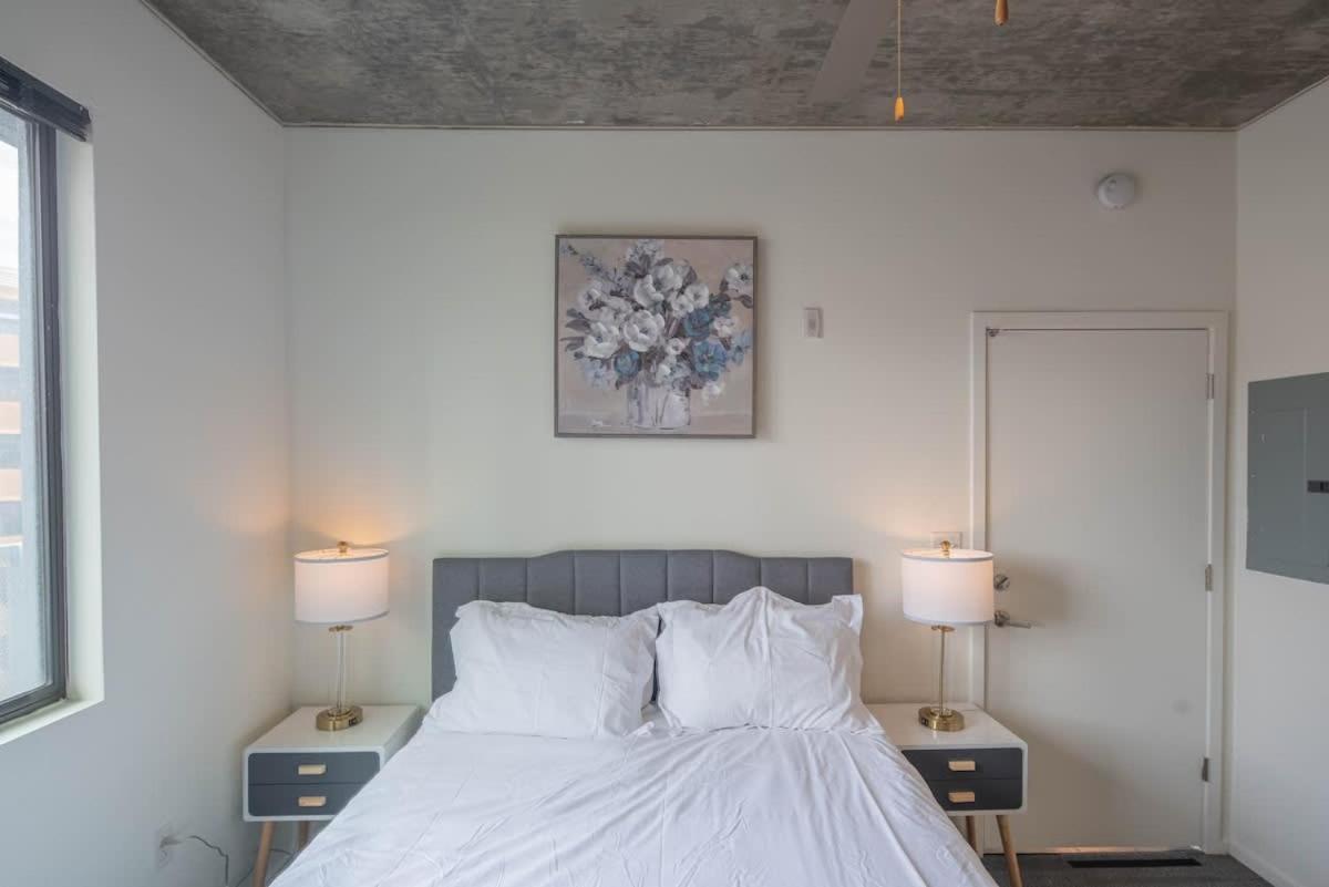 Appartement Adorable 1bd - Downtown - Gym, Pool, Parking *