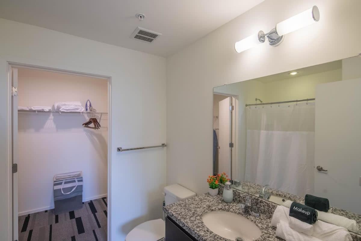 Adorable 1bd - Downtown - Gym, Pool, Parking Phoenix