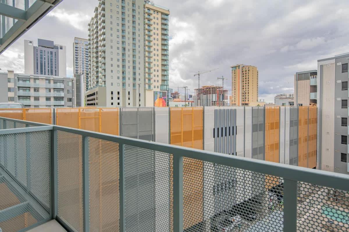 Adorable 1bd - Downtown - Gym, Pool, Parking